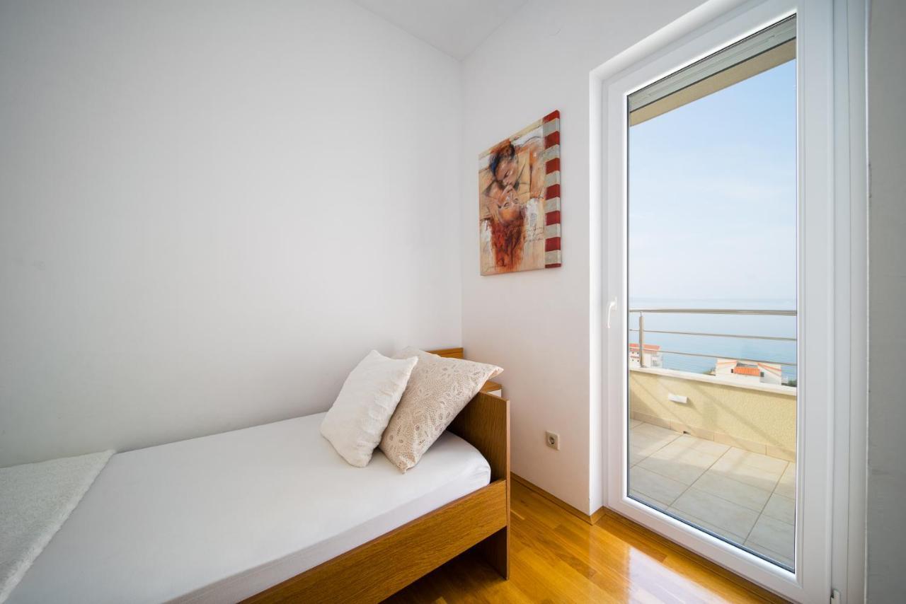 Apartment Toma Podstrana Exterior foto