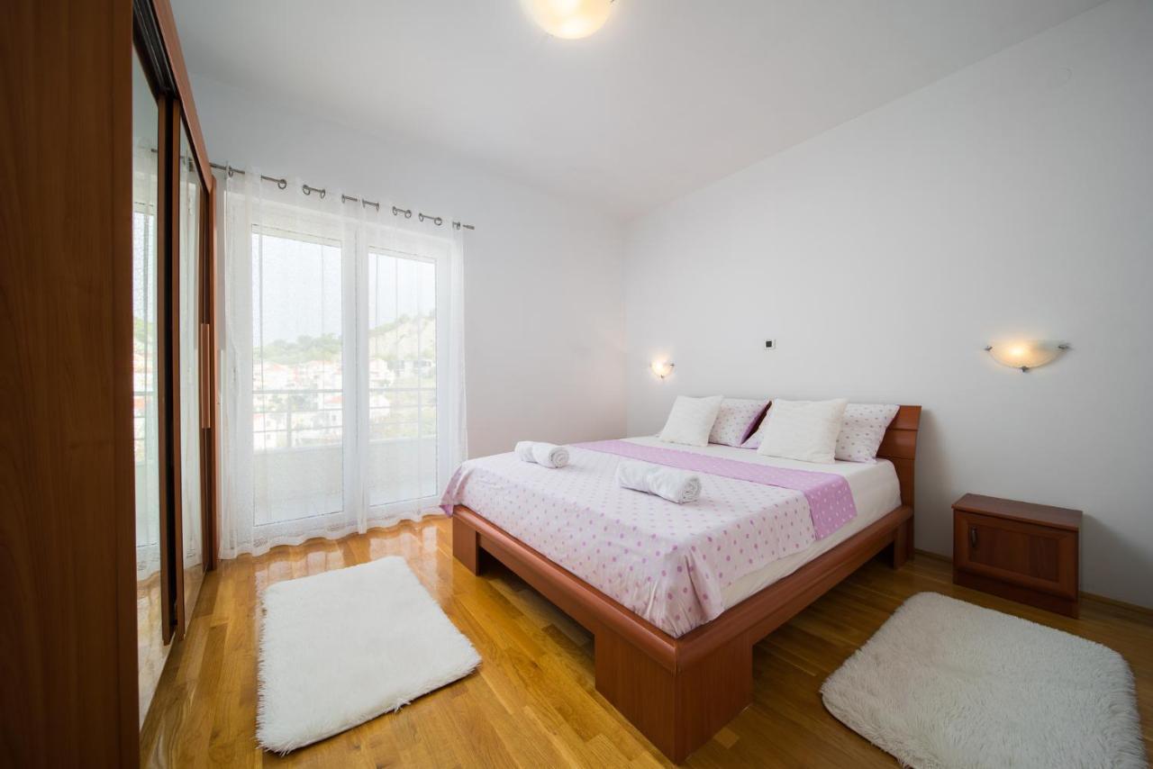 Apartment Toma Podstrana Exterior foto